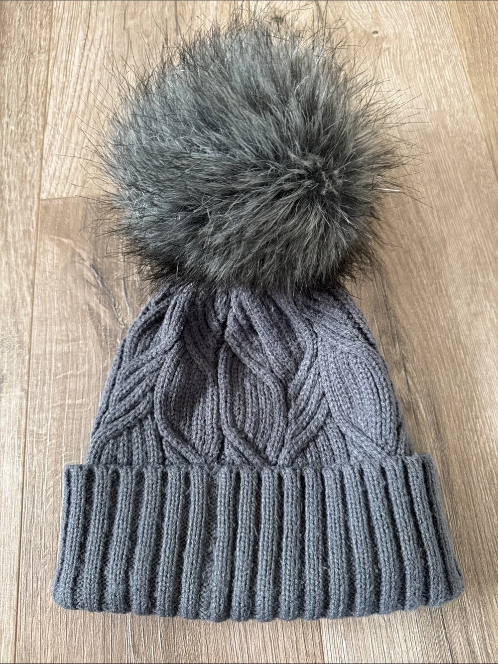 The North Face Gray Knit Beanie with Faux Fur Pom Girl Yourh/Junior One Size